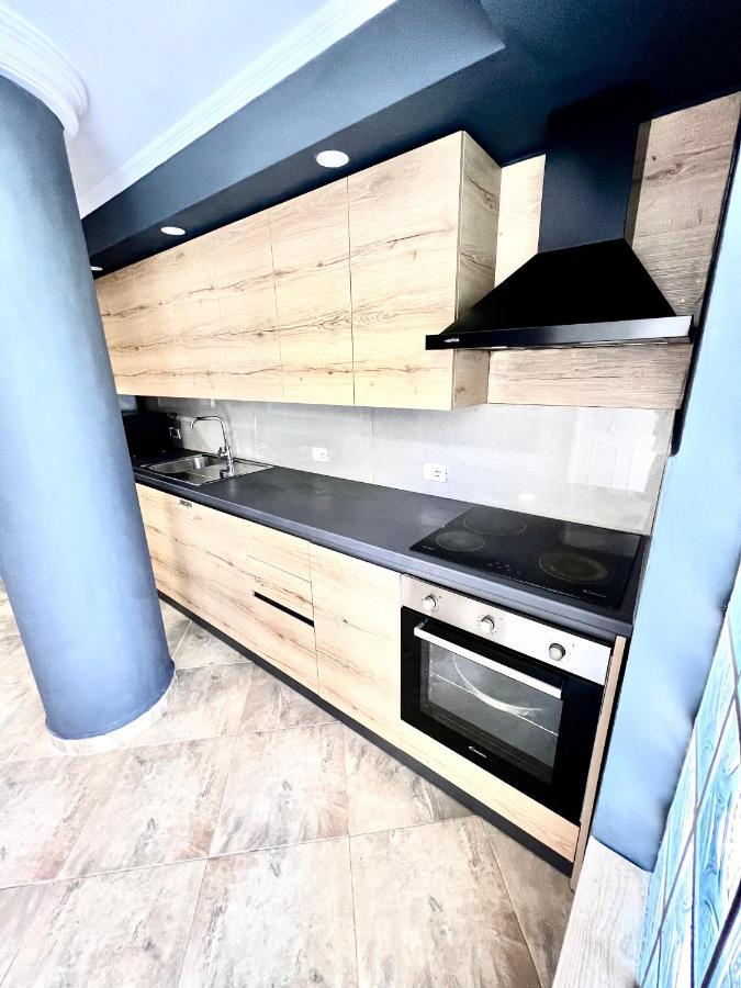 Genta Apartment "21 Dhjetori" Tirana Exterior photo